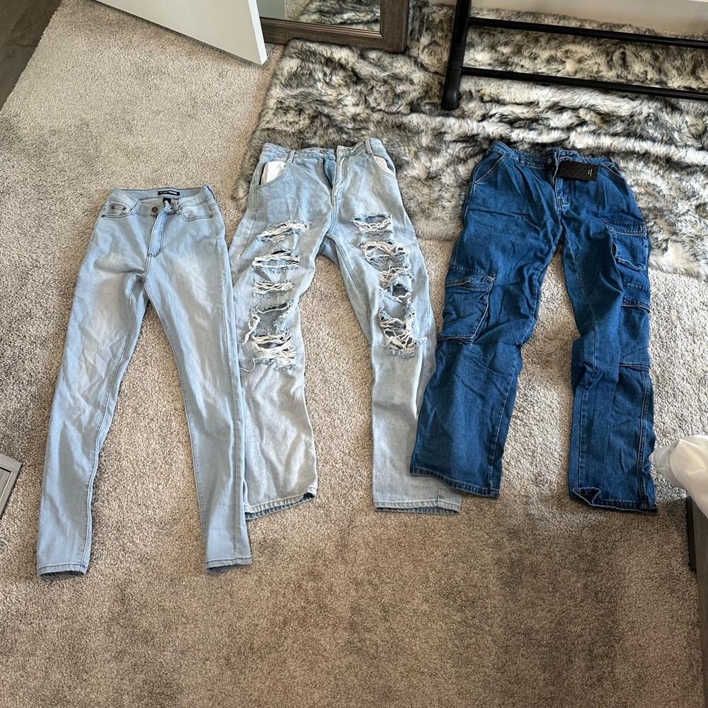 3 pairs of jeans